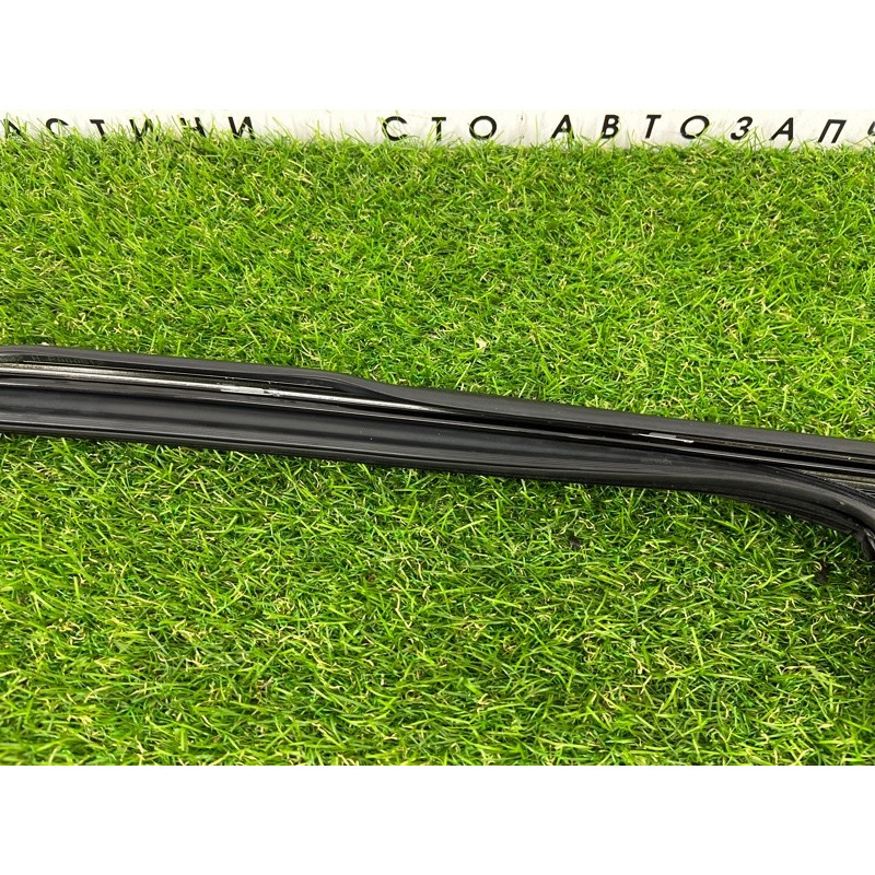 Молдинг стекла (кузов и элементы) BMW 5-series F10 2011 3.0 51337209727