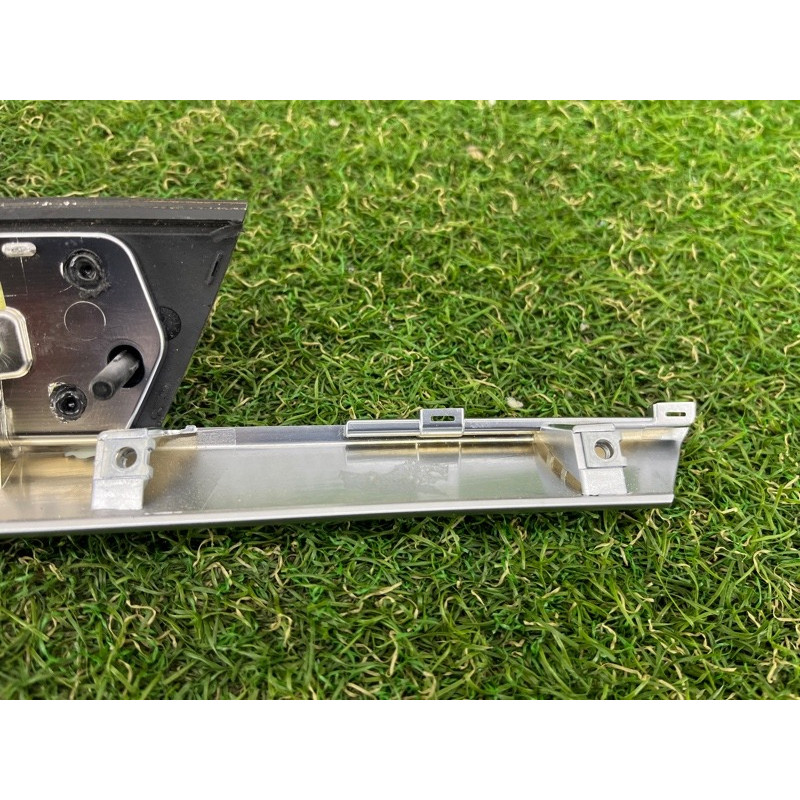 Декоративна накладка карти дверей (салон) BMW X5 E70 2012 3.0 N55 51427137200