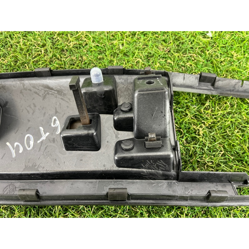 Декоративна накладка торпеди (салон) Volkswagen Touareg NF 2012 3.6 7P1857226AQB4