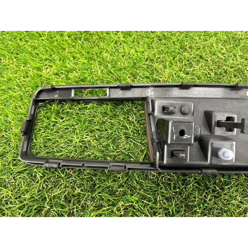 Декоративна накладка торпеди (салон) Volkswagen Touareg NF 2012 3.0 7P1857226AQB4