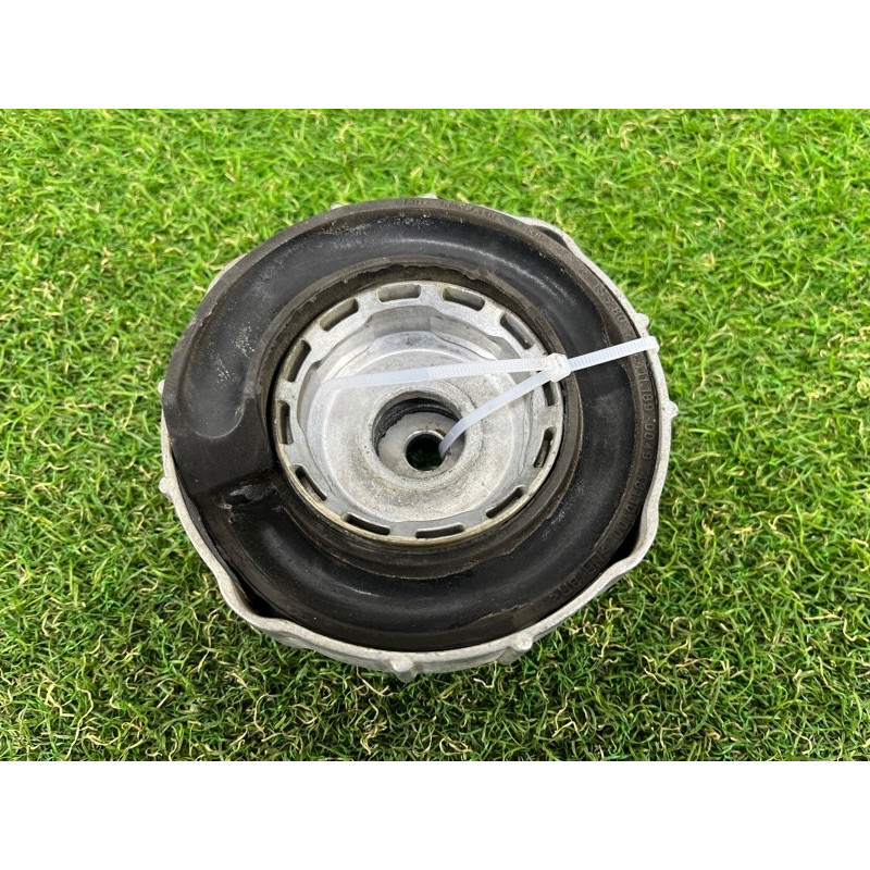 Опора стойки (подвеска) AUDI Q7 4L 2014 3.0 TFSi CTWB 7L0412321