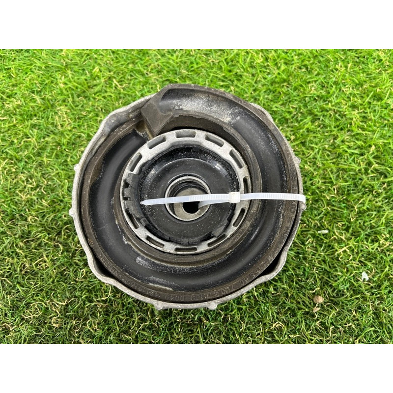 Опора стойки (подвеска) AUDI Q7 4L 2007 3.6 7L0412321