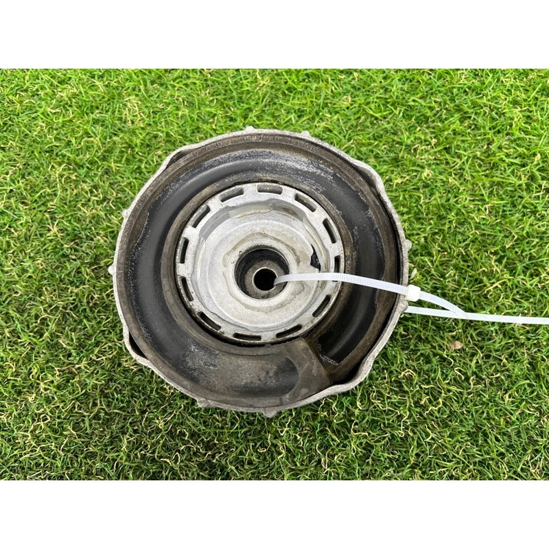 Опора стойки (подвеска) AUDI Q7 4L 2007 3.6 7L0412321