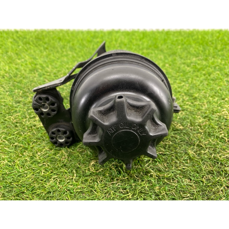 Бачок гидроусилителя (рулевое управление) BMW 5-series E60 2004 M54B22 32411097164