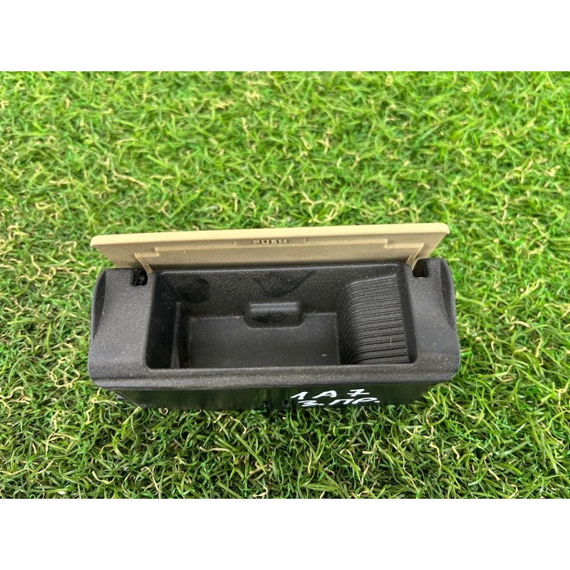 Пепельница (салон) AUDI A7 4G 2013 3.0 CGXB 4G8857405ABH9