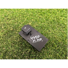 Кнопка стеклоподъемника