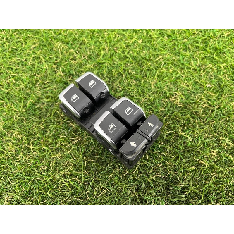 Блок кнопок стеклоподъемников (электрика / кнопки) AUDI A7 4G 2013 3.0 CGXB 4G09598515PR