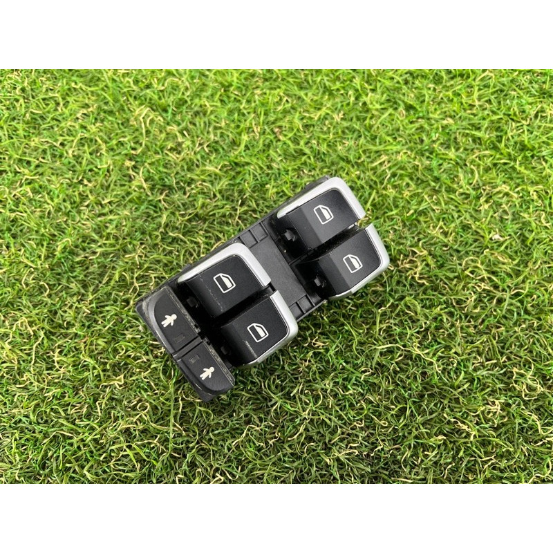 Блок кнопок стеклоподъемников (электрика / кнопки) AUDI A7 4G 2013 3.0 CGXB 4G09598515PR