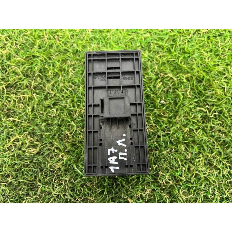 Блок кнопок стеклоподъемников (электрика / кнопки) AUDI A7 4G 2013 3.0 CGXB 4G09598515PR