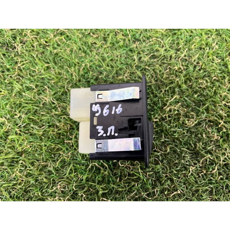 Кнопка стеклоподъемника (электрика / кнопки) Jeep Grand Cherokee WK2 2016 3.6 68085690AC