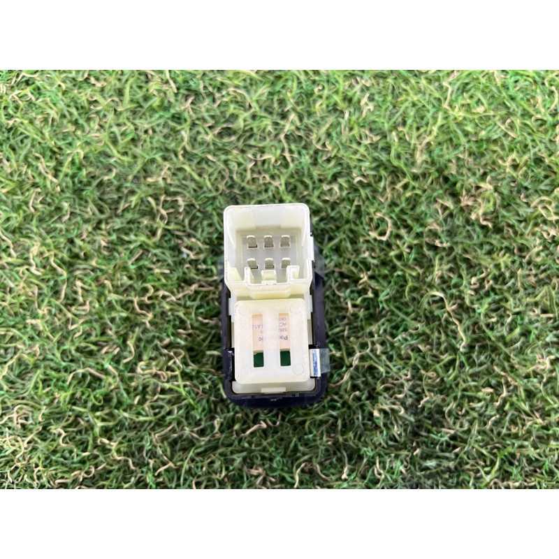 Кнопка стеклоподъемника (электрика / кнопки) Jeep Grand Cherokee WK2 2016 3.6 68085690AC