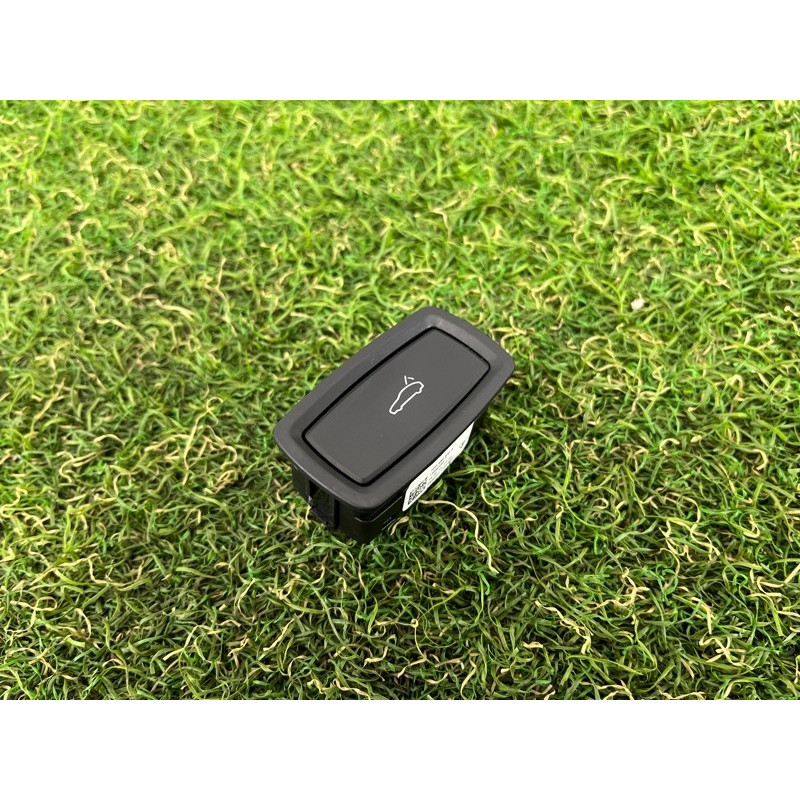 Кнопка открывания крышки багажника (электрика / кнопки) PORSCHE CAYENNE 958 2013 3.6 7PP959832HIVI