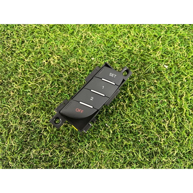 Кнопка памяти сидения (электрика / кнопки) AUDI A7 4G 2013 3.0 CGXB 4G89597695PR