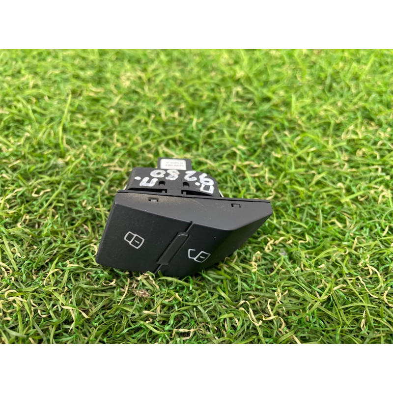 Кнопка блокировки центрального замка (электрика / кнопки) AUDI Q7 4L 2014 3.0 TFSi CTWB 4L2962108B5PR