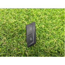 Кнопка блокировки центрального замка