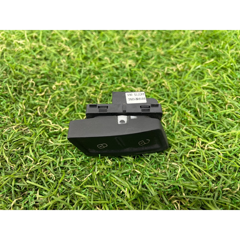 Кнопка блокировки центрального замка (электрика / кнопки) Volkswagen Passat B7 2016 1.8 561962125CWHS