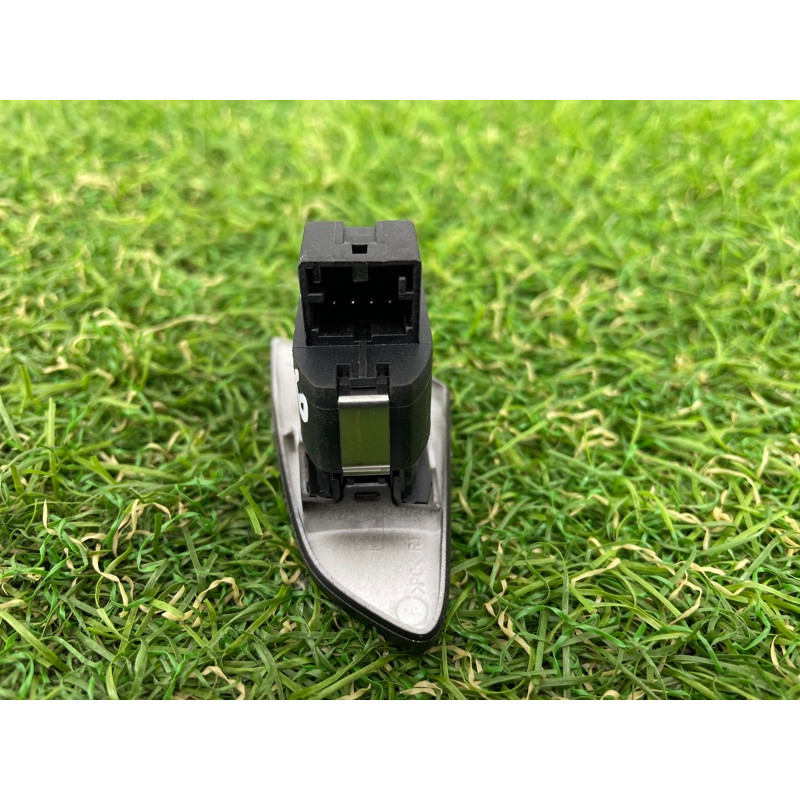 Кнопка блокировки центрального замка (электрика / кнопки) PORSCHE CAYENNE 958 2013 3.6 7PP962107CIVI