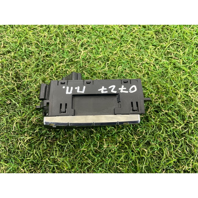 Кнопка памяти сидения (электрика / кнопки) PORSCHE CAYENNE 958 2012 4.8 95861310400