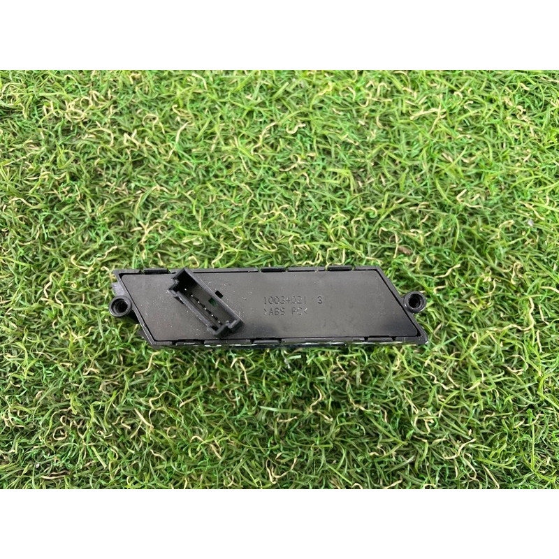 Кнопка памяти сидения (электрика / кнопки) PORSCHE CAYENNE 958 2012 4.8 95861310400