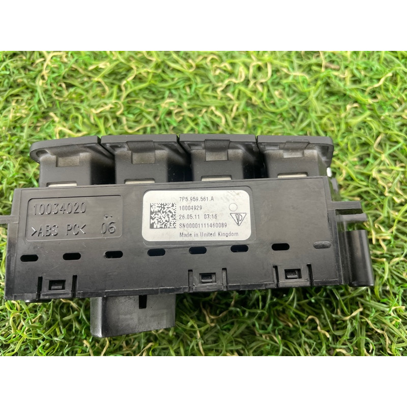 Кнопка памяти сидения (электрика / кнопки) PORSCHE CAYENNE 958 2012 4.8 95861310400