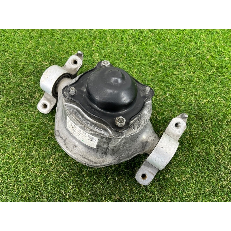 Опора стойки (подвеска) PORSCHE CAYENNE 958 2013 3.6 95833330200