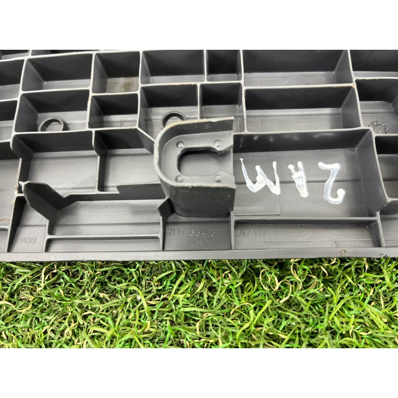 Накладка на поріг (кузов і елементи) Volkswagen Amarok 2H 2012 2.0 tdi 2H7864677A71N