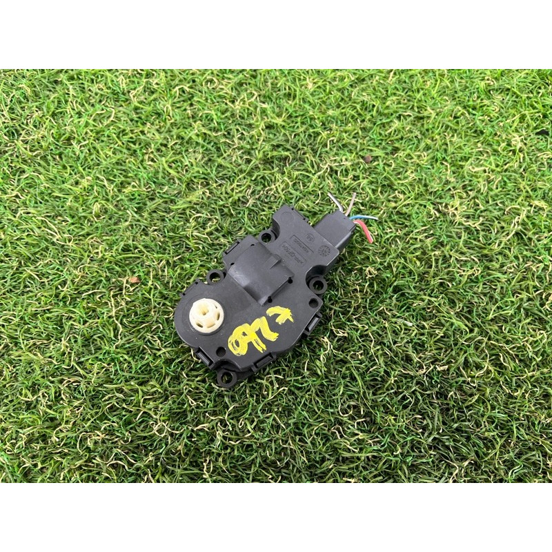 Привод заслонки отопителя (отопление и кондиционирование) PORSCHE CAYENNE 958 2012 4.8 95861251100