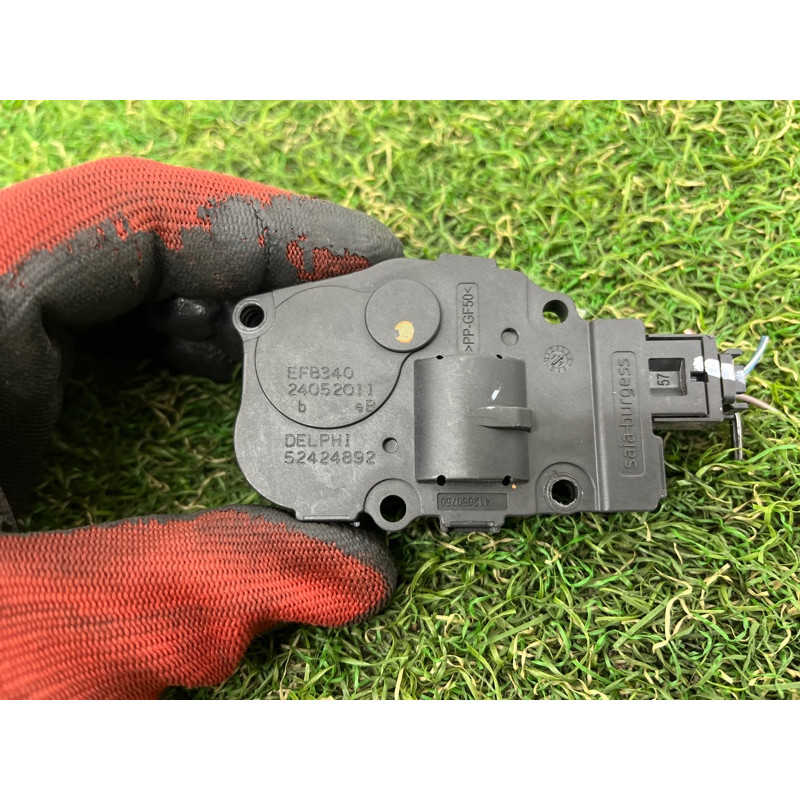 Привод заслонки отопителя (отопление и кондиционирование) PORSCHE CAYENNE 958 2012 4.8 95861251100