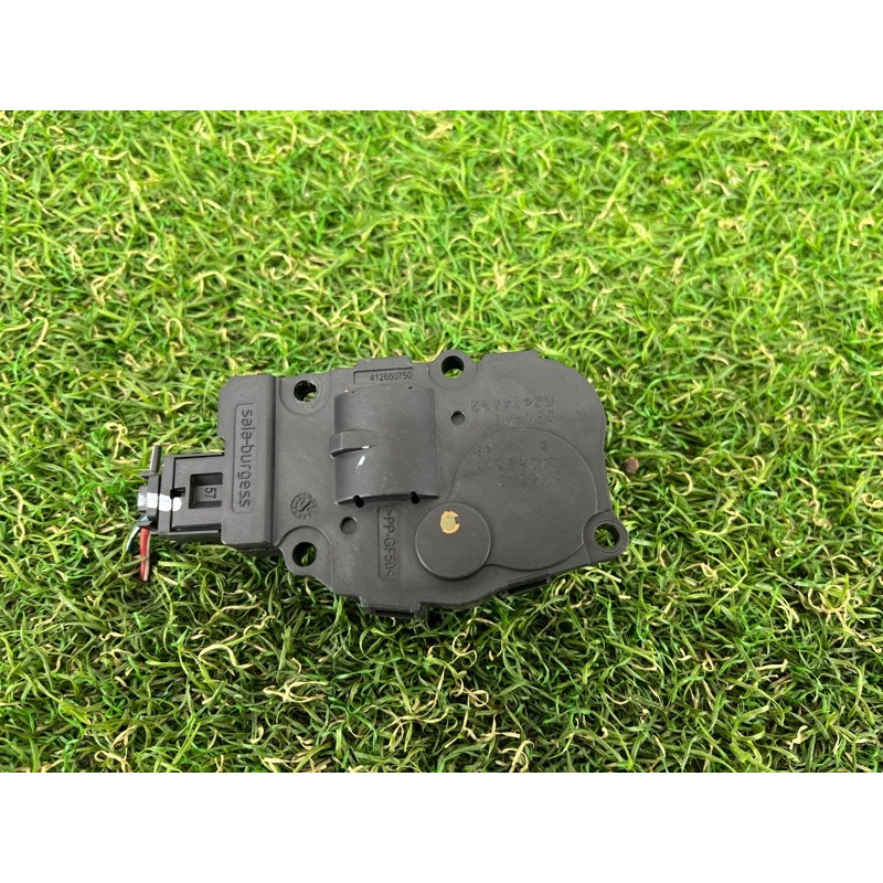 Привод заслонки отопителя (отопление и кондиционирование) PORSCHE CAYENNE 958 2012 4.8 95861251100