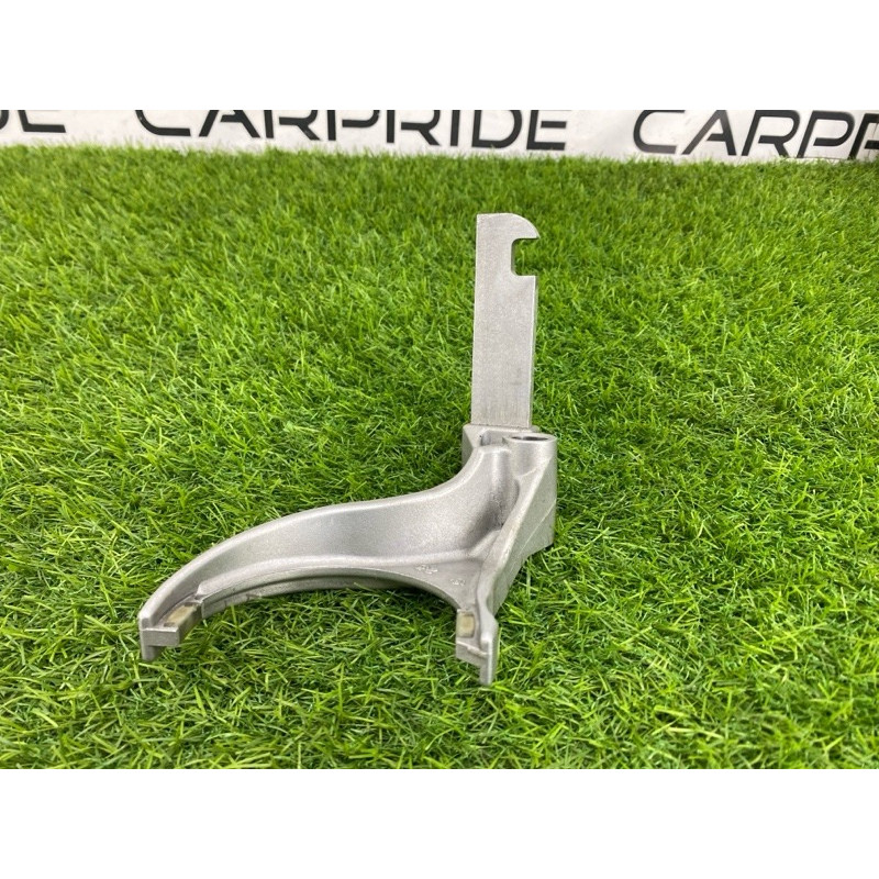 Вилка КПП (трансмиссия) Nissan Almera B10 2008 1,6 QG16 3281944B00