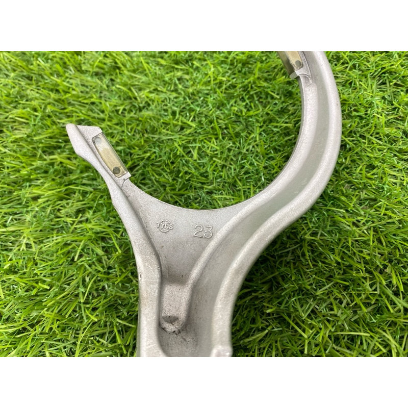 Вилка КПП (трансмиссия) Nissan Almera B10 2008 1,6 QG16 3281944B00