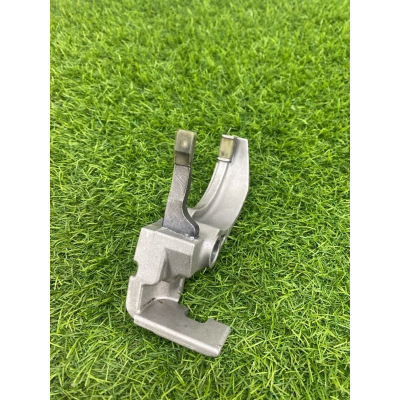 Вилка КПП (трансмиссия) Nissan Almera B10 2008 1,6 QG16 3280550A01