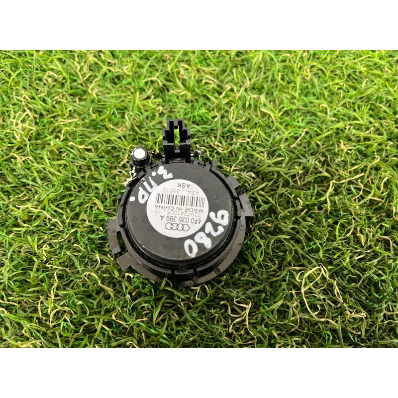 Динамик (электрика) AUDI Q7 4L 2014 3.0 TFSi CTWB 4F0035399A