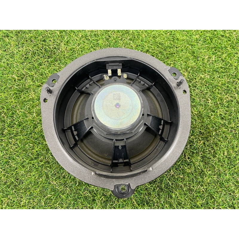 Динамик (электрика) AUDI A4 B9 2017 2.0 8W5035411