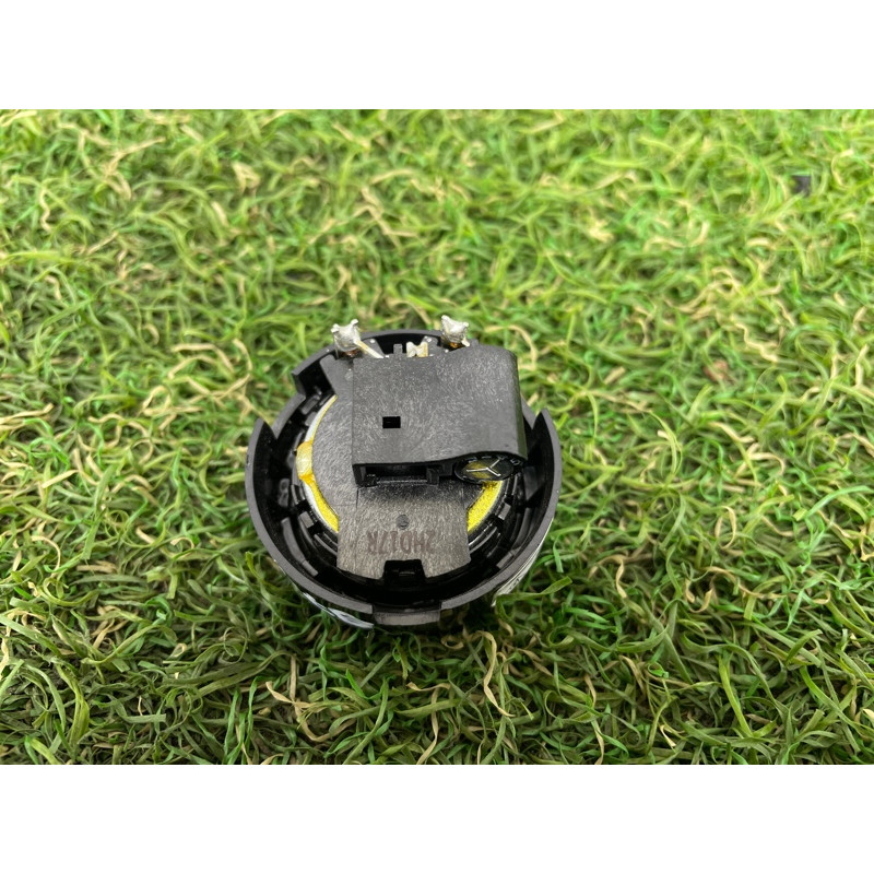 Динамик (электрика) PORSCHE CAYENNE 958 2013 3.6 7PP035411D