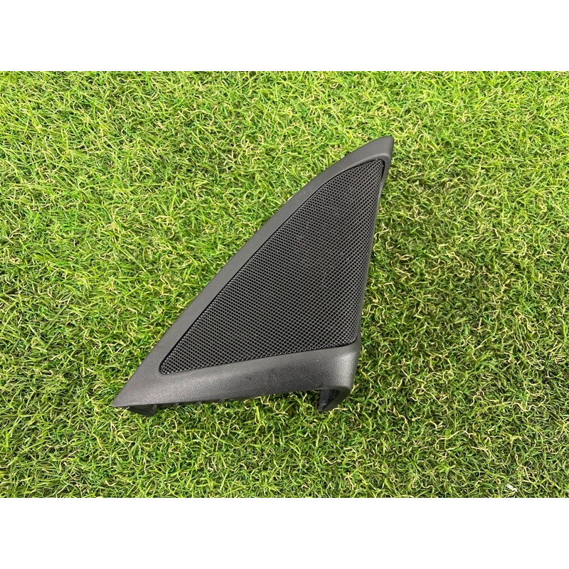 Молдинг двери (уголок) внутренний (кузов и элементы) BMW 5-series G30 2017 2.0 B46B20 51337464600