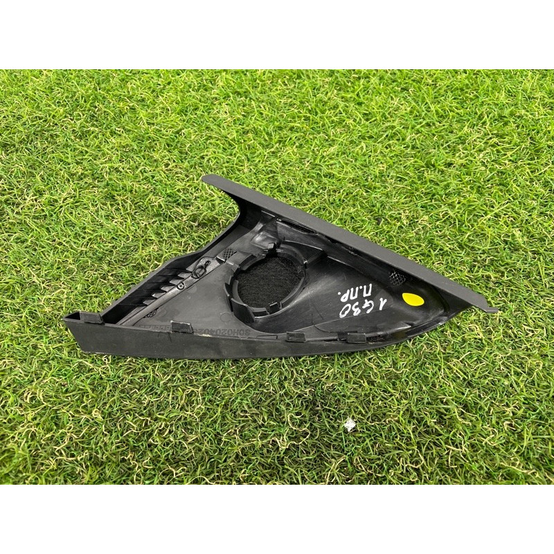 Молдинг двери (уголок) внутренний (кузов и элементы) BMW 5-series G30 2017 2.0 B46B20 51337464600