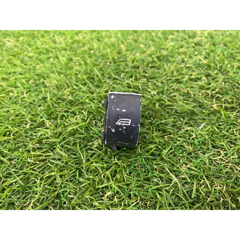 Кнопка стеклоподъемника (электрика / кнопки) AUDI A4 B6 2003 1.8 BFB 8Z0959855A