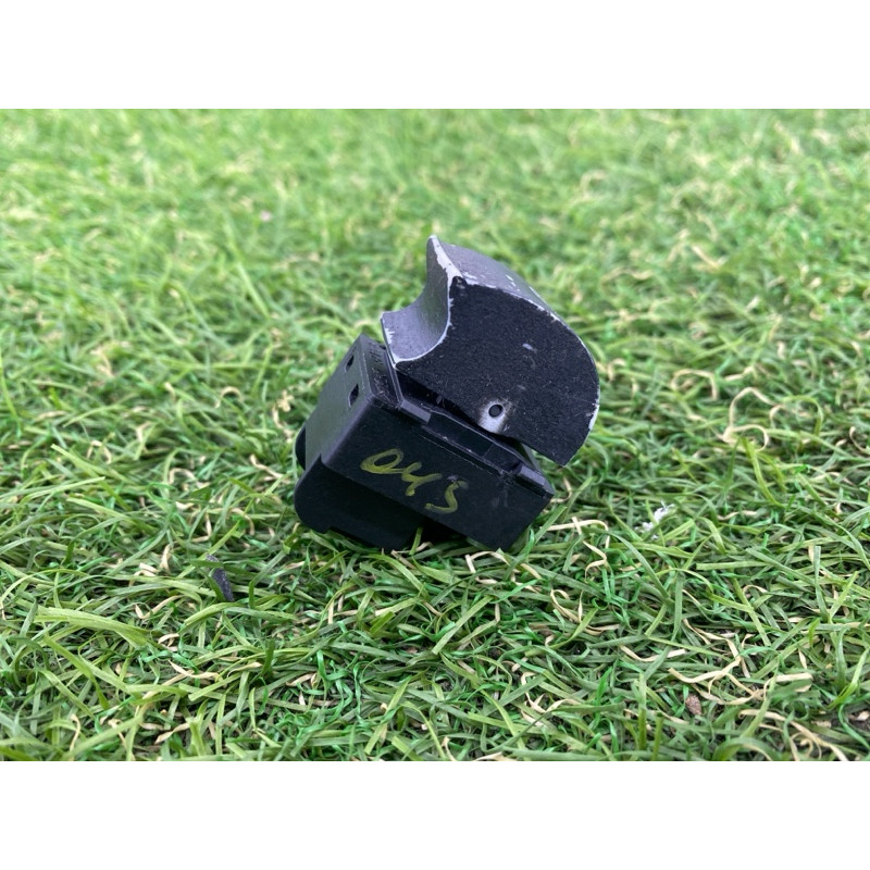 Кнопка стеклоподъемника (электрика / кнопки) AUDI A4 B6 2003 1.8 BFB 8Z0959855A