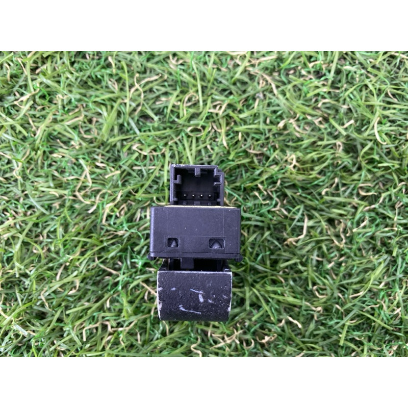 Кнопка стеклоподъемника (электрика / кнопки) AUDI A4 B6 2003 1.8 BFB 8Z0959855A