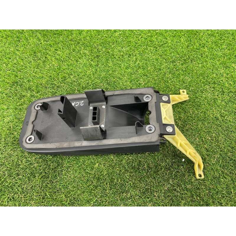 Кронштейн кріплення селектора АКПП (салон) PORSCHE CAYENNE 958 2012 4.8 95842609500