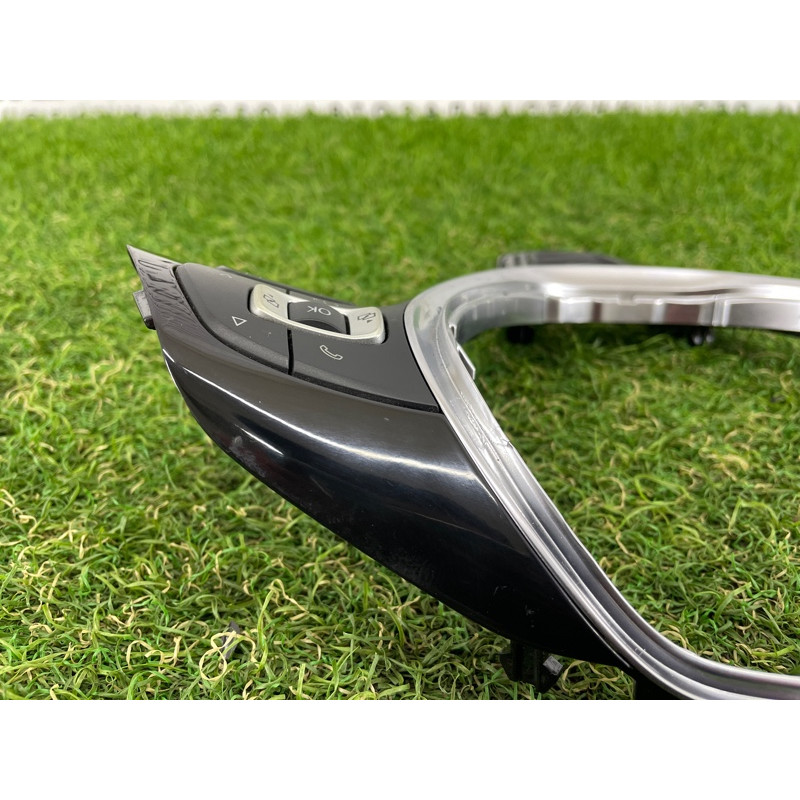 Кнопки руля (электрика / кнопки) Volkswagen Passat B7 2016 1.8 6C0959442BICX