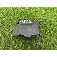 Привод заслонки отопителя