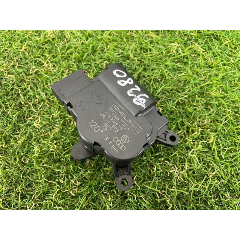 Привод заслонки отопителя (отопление и кондиционирование) AUDI Q7 4L 2014 3.0 TFSi CTWB 7L0907512A