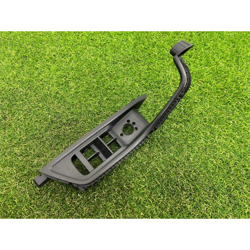 Накладка кнопок стеклоподъемника (салон) AUDI A4 B9 2017 2.0 8W1867171A6PS