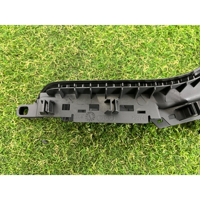 Накладка кнопок стеклоподъемника (салон) AUDI A4 B9 2017 2.0 8W1867171A6PS