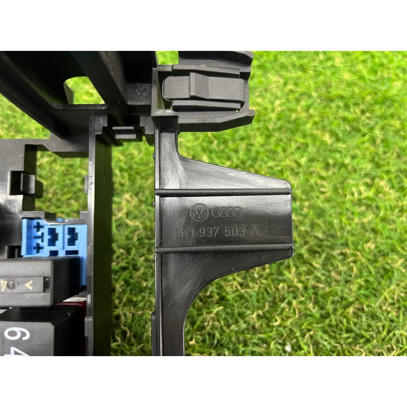 Блок предохранителей (электрика) AUDI A4 B8 2012 2.0 TFSI 8K1937503A