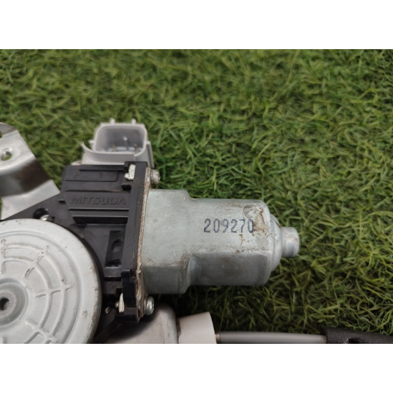 Механизм стеклоподъемника с мотором (кузов и элементы) Nissan Juke F15 2013 1.6 807201KA0A