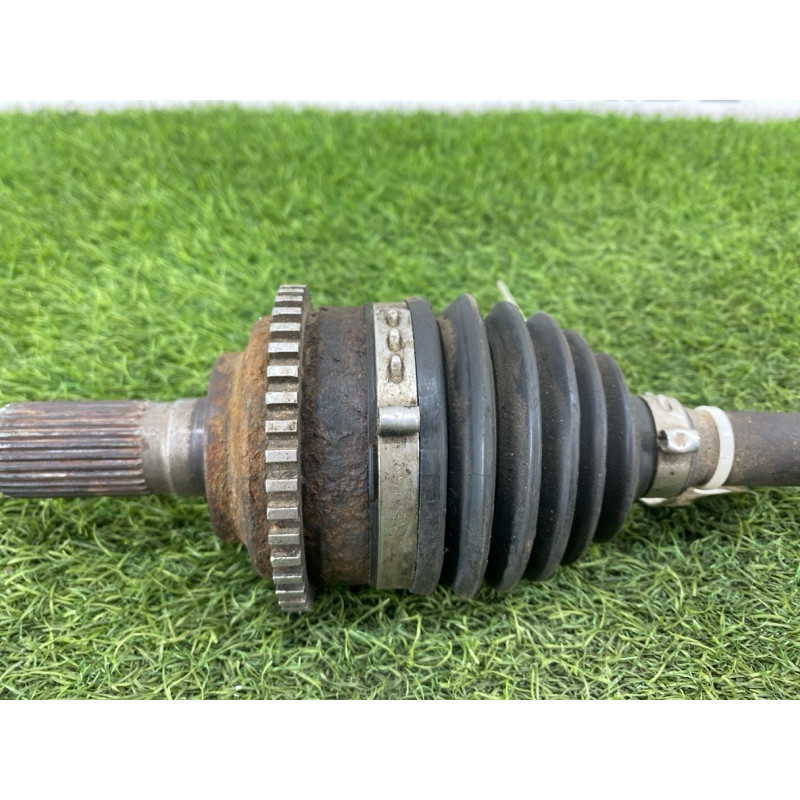 Привод (трансмиссия) Mazda 6 GG 2002 2.0 RF5