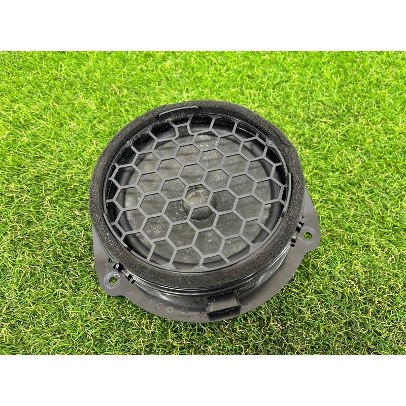 Динамик (электрика) AUDI A3 8V 2015 1.8 8V4035411